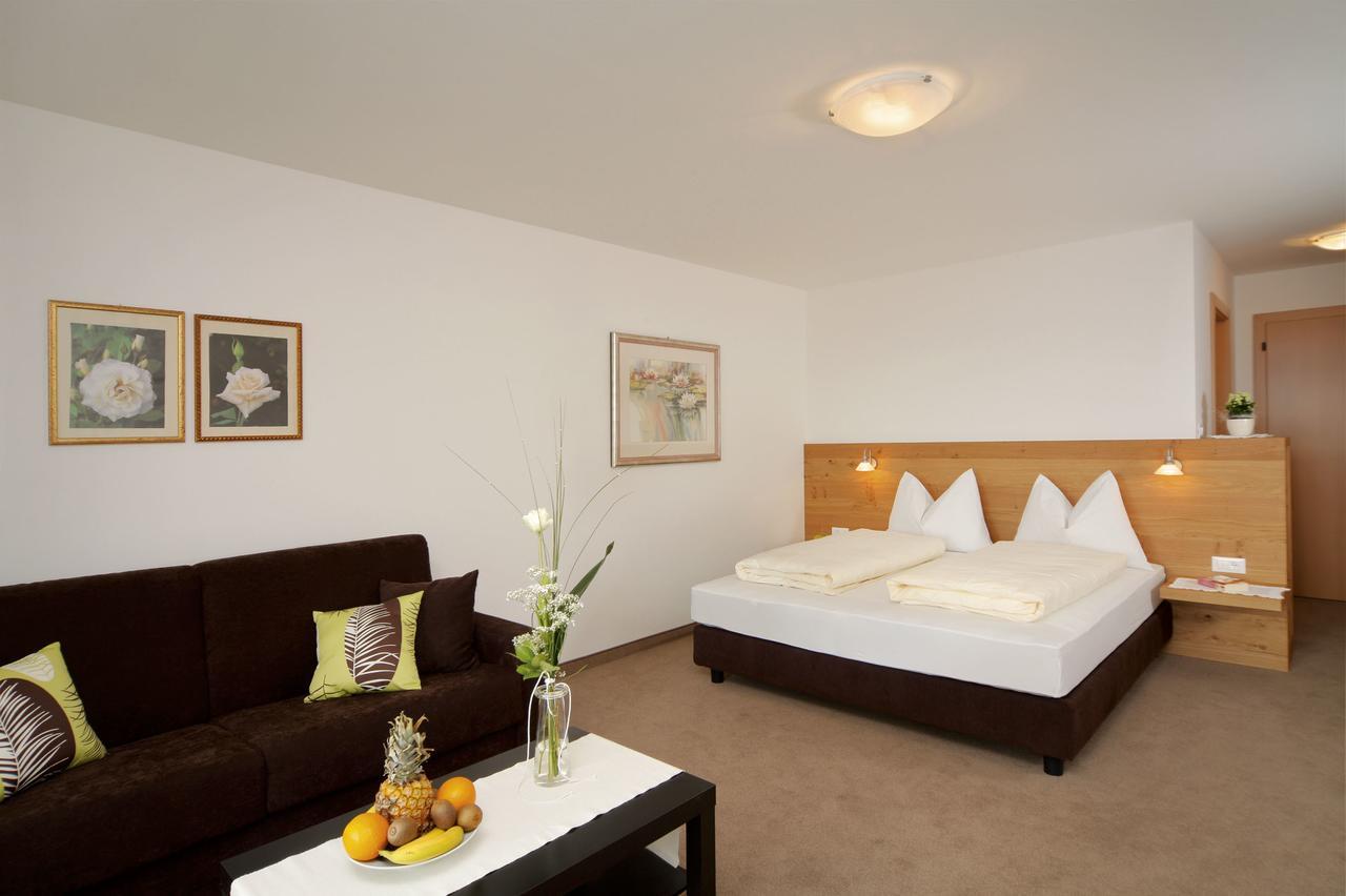 Hotel Garni Paler 蒂鲁罗 外观 照片